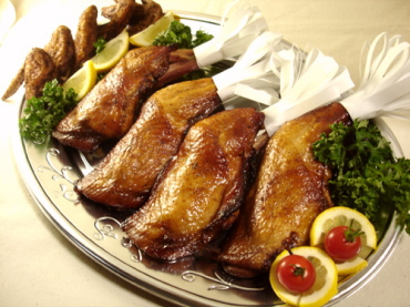 クリスマス・チキンボックス「ローストチキン(鳥足)・手羽先の香り揚げ」